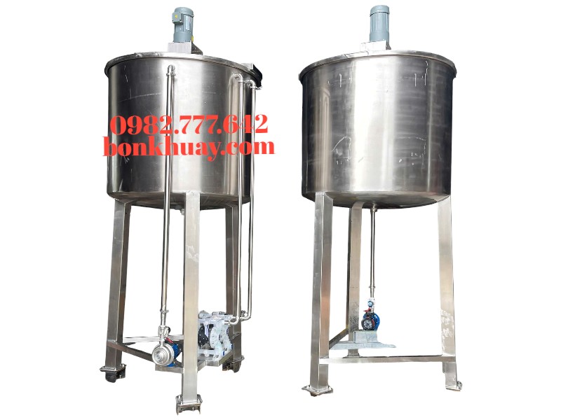 Bồn khuấy c&oacute; hệ thống bơm h&uacute;t liệu tự động inox 304 gi&uacute;p cấp liệu nhanh, khuấy trộn đồng đều v&agrave; giảm thất tho&aacute;t nguy&ecirc;n liệu
